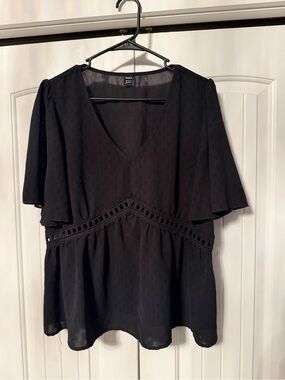 Black V-Neck Flutter Sleeve Lace-Trim Women's Top